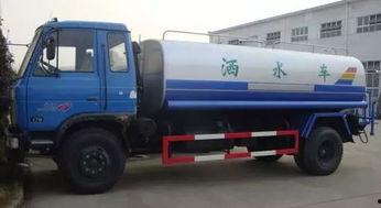 网友爆料洒水车事件视频,引发网友热议  第3张